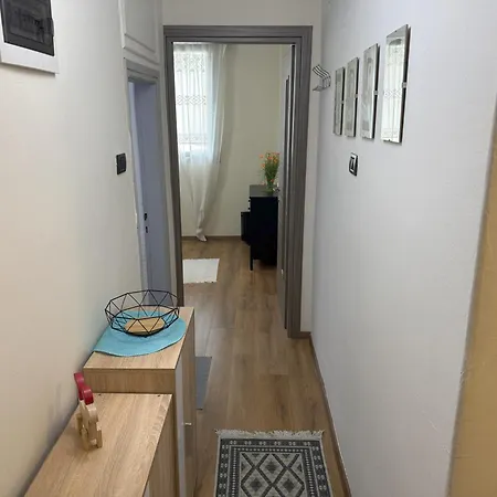 Old School - Classic Value Thessaloníki