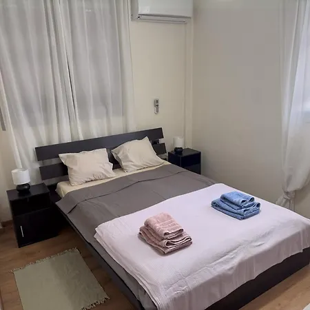 Old School - Classic Value