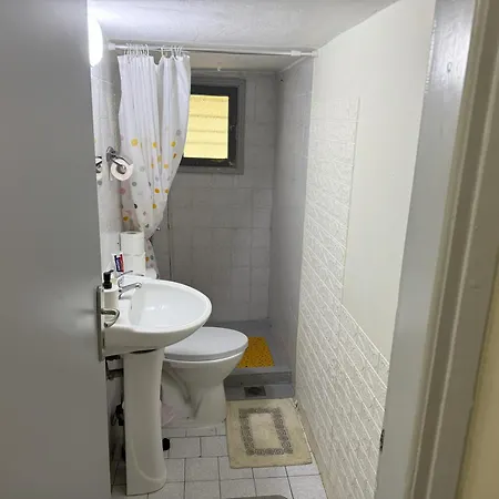 Old School - Classic Value Apartment *