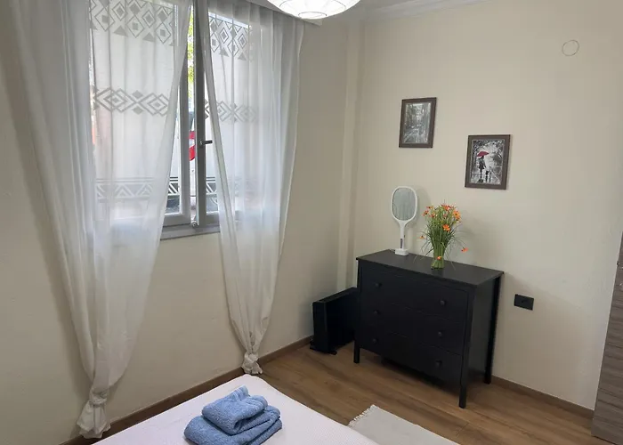 Old School - Classic Value Apartment